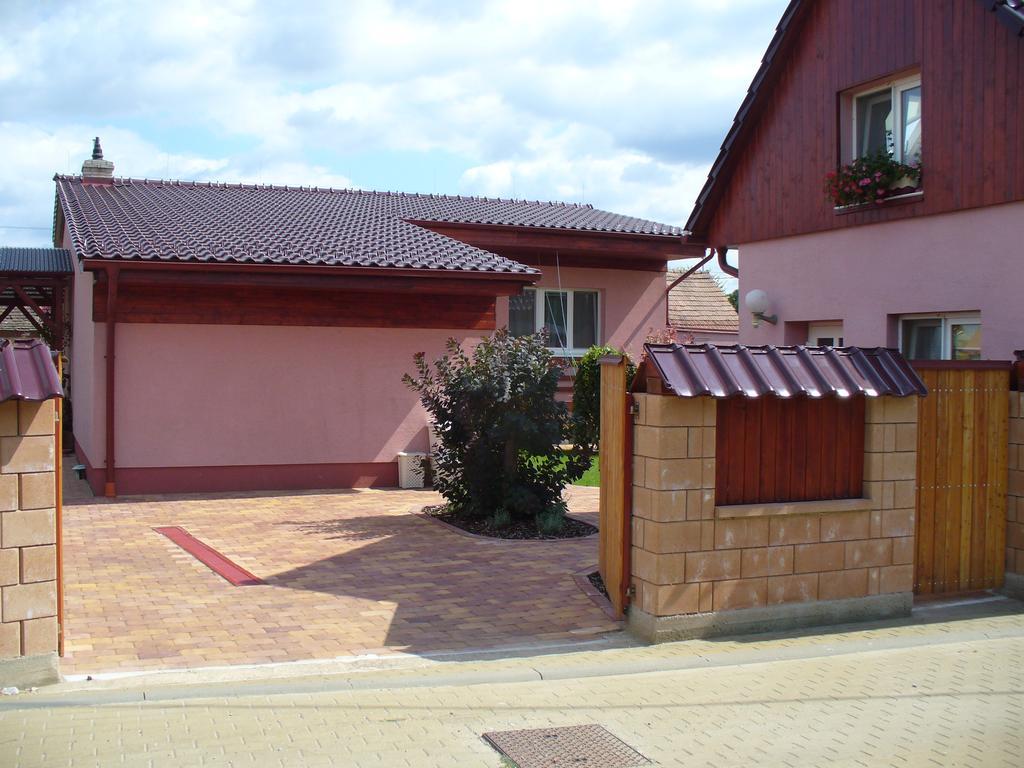 Penzion Jarka Lednice Quarto foto